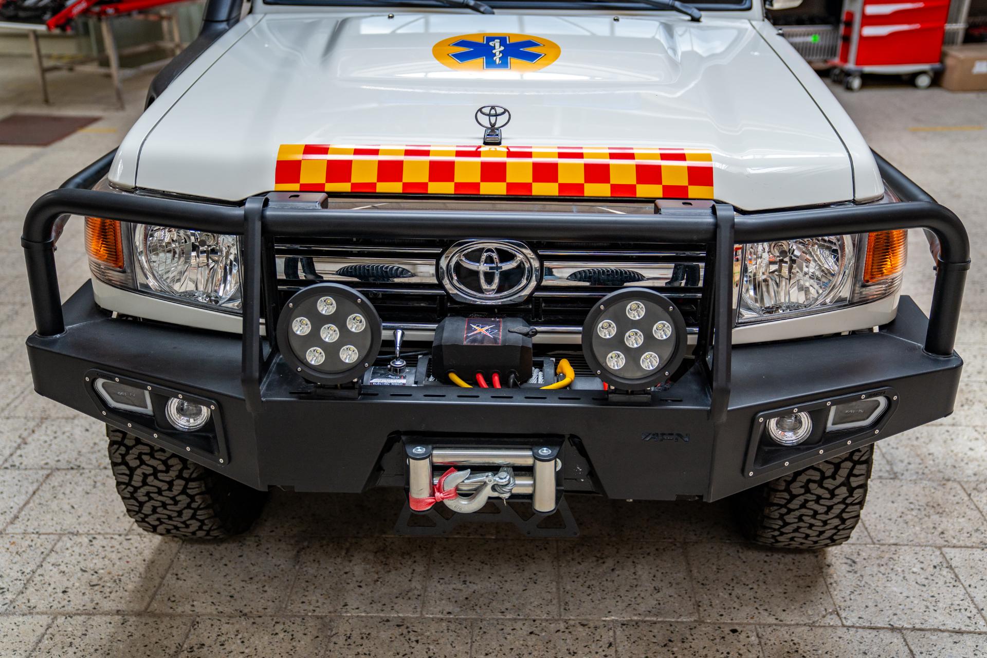 ROYAX_SUV_PHOTO
